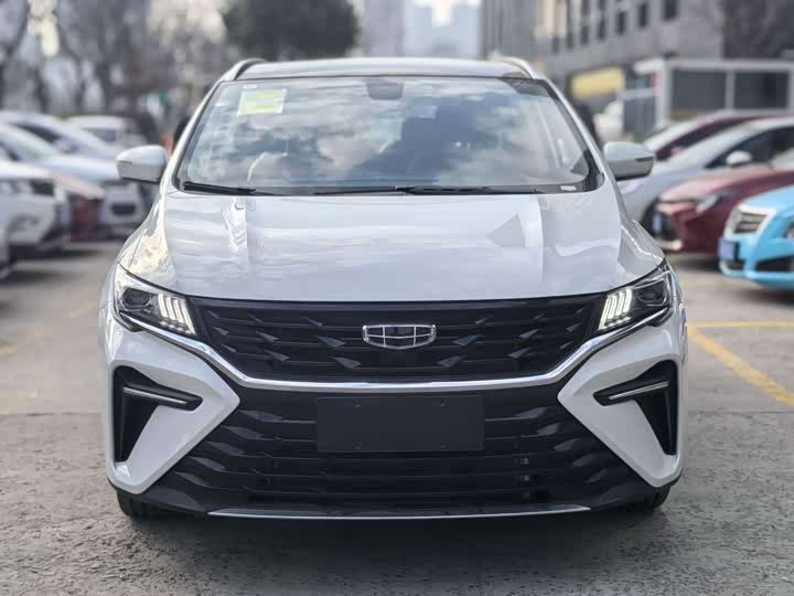 Фото 2 - Geely Jiaji