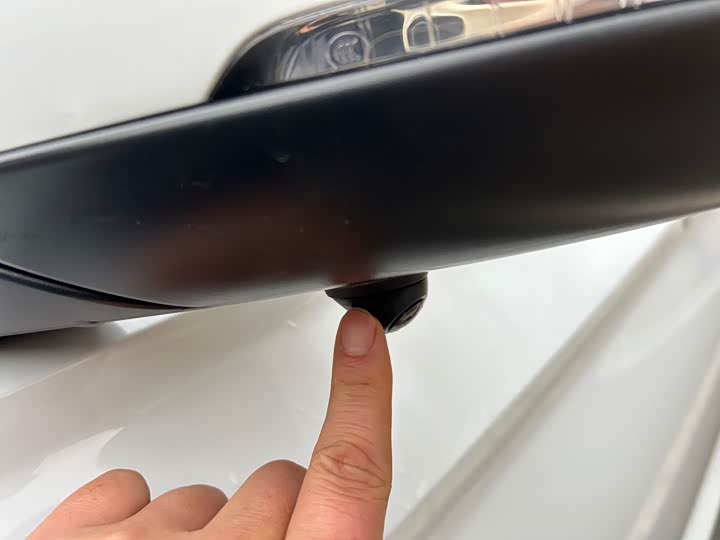 Фото 15 - Volkswagen Sagitar L