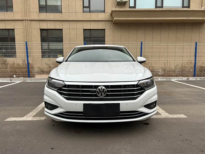 Фото 2 - Volkswagen Sagitar L