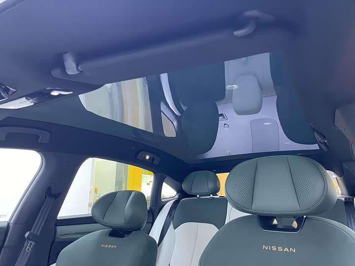Фото 15 - Nissan N7