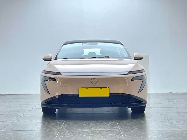 Фото 2 - Nissan N7