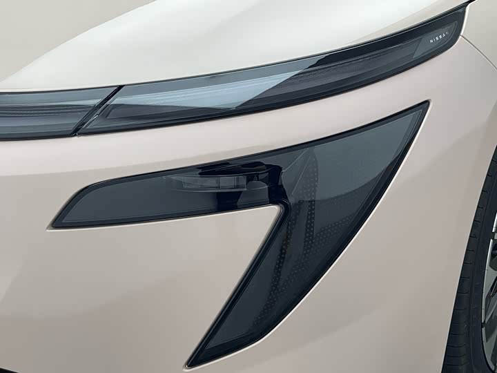 Фото 8 - Nissan N7