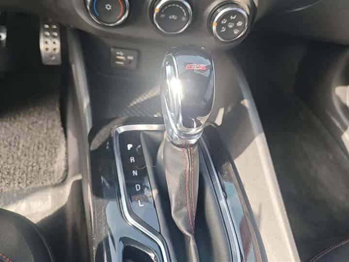 Фото 16 - Buick Verano