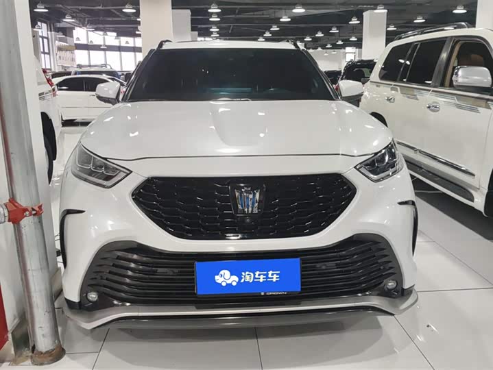 Фото 2 - Toyota Crown Kluger