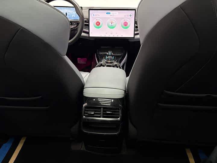 Фото 16 - BYD Seal