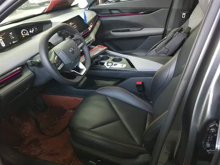 Фото 15 - Changan UNI-V