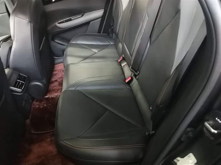 Фото 17 - Changan UNI-V