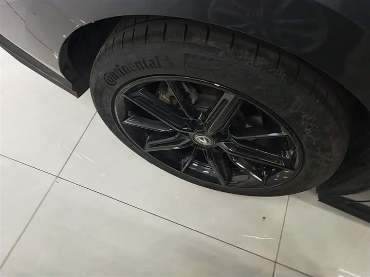 Фото 26 - Changan UNI-V