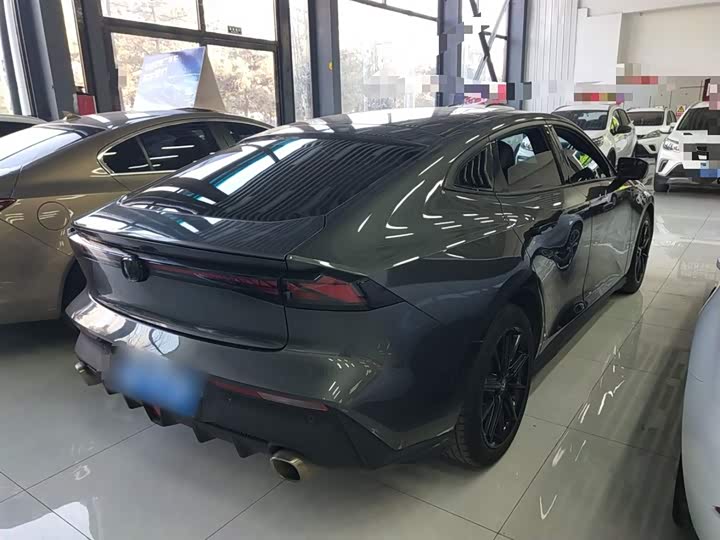 Фото 7 - Changan UNI-V