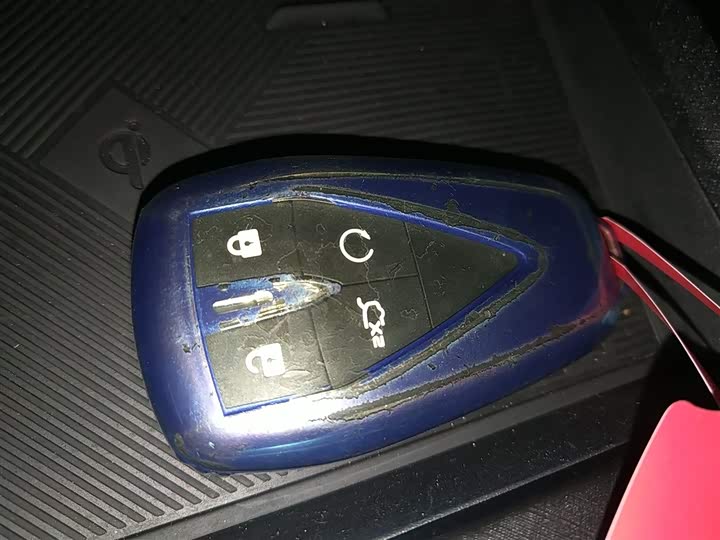 Фото 9 - Changan UNI-V