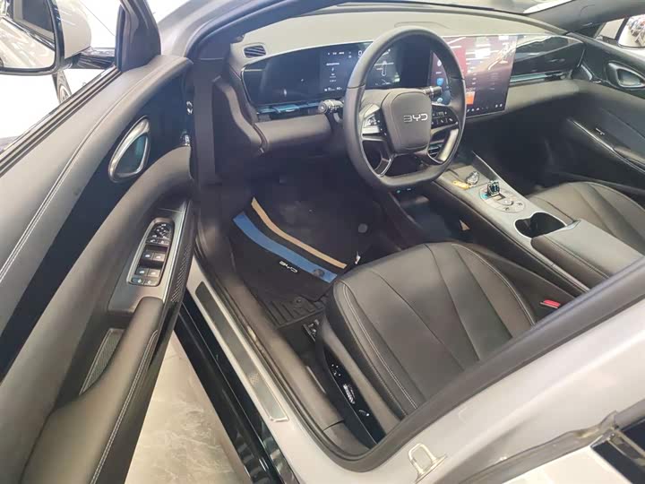 Фото 16 - BYD Seal