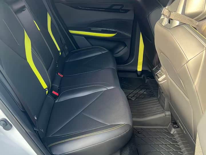 Фото 15 - Changan UNI-V