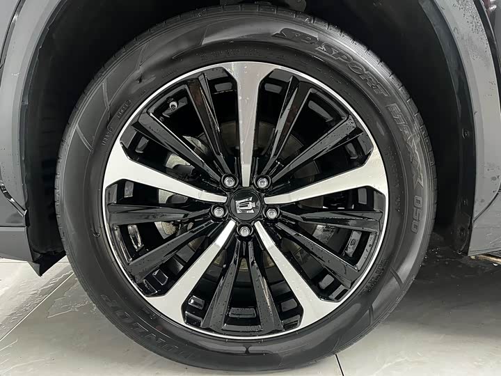 Фото 12 - Toyota Crown Kluger