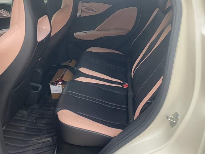 Фото 14 - BYD Seagull