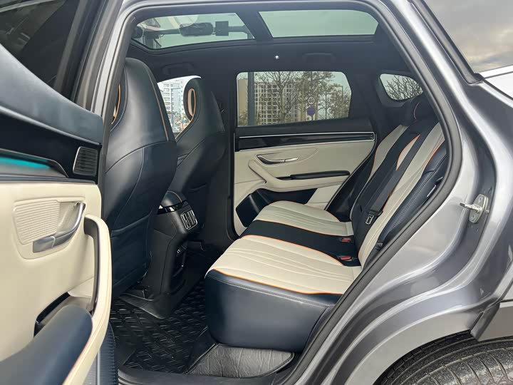 Фото 15 - BYD Song Plus Hybrid/EV