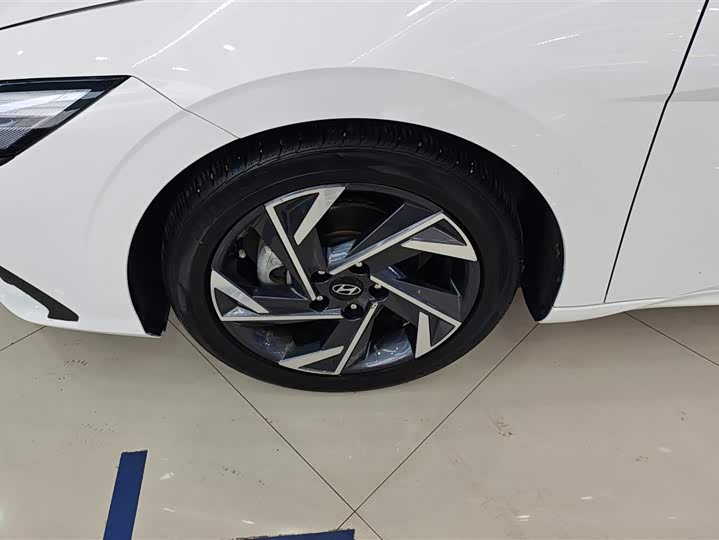 Фото 6 - Hyundai Elantra N line