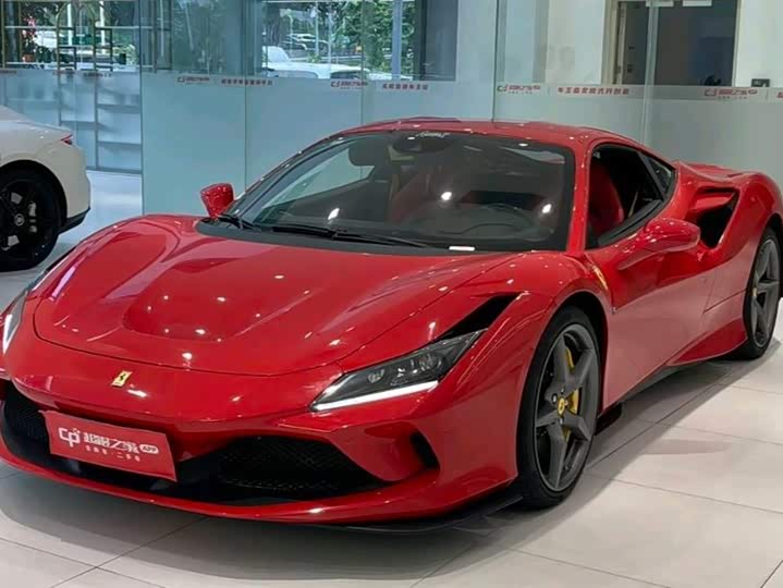 Photo 1 - Ferrari F8