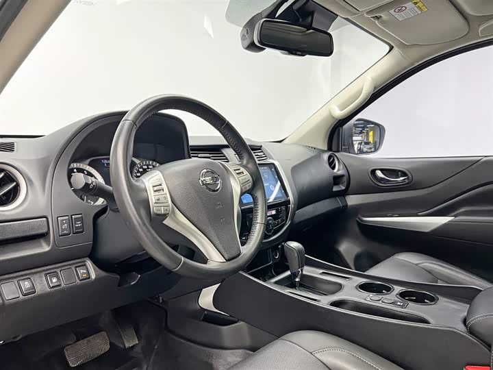 Фото 14 - Nissan Terra