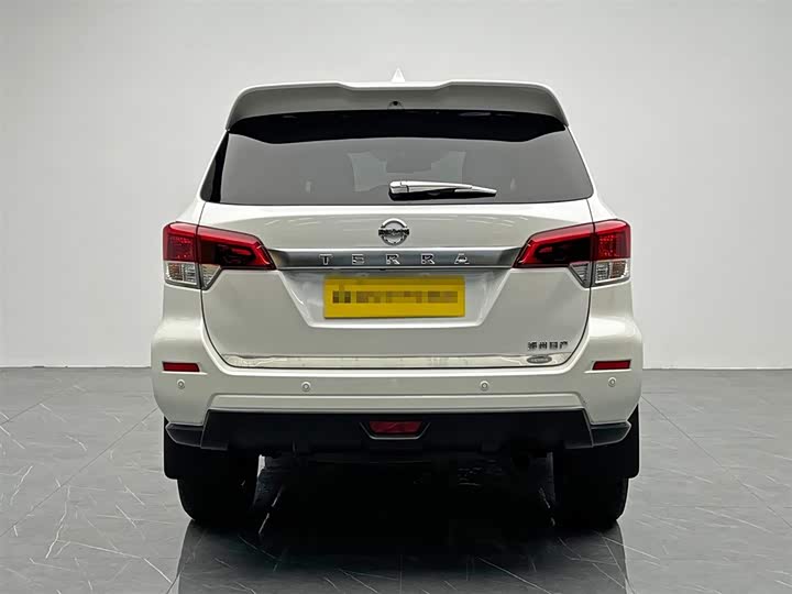 Фото 5 - Nissan Terra