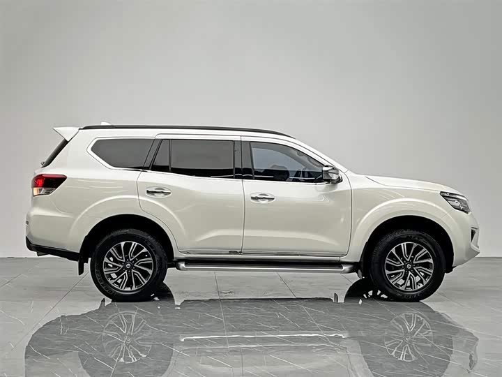 Фото 7 - Nissan Terra