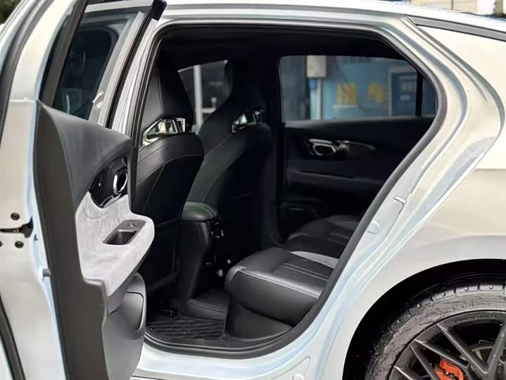 Фото 4 - GAC Trumpchi Empow R