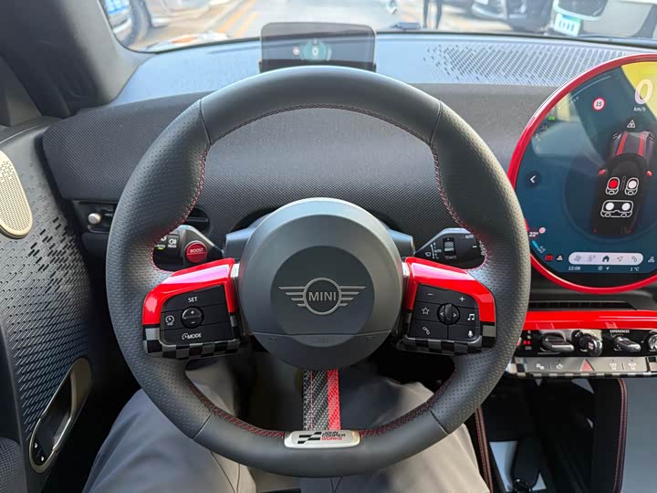 Фото 14 - Mini Cooper JCW