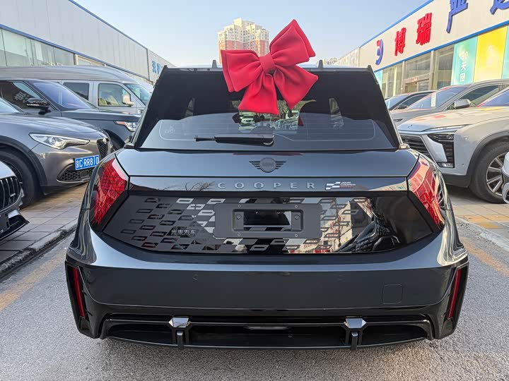 Фото 5 - Mini Cooper JCW