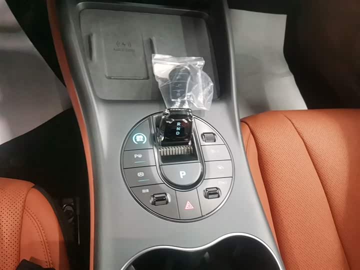 Фото 14 - BYD Seal