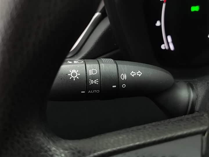 Фото 21 - Toyota Frontlander