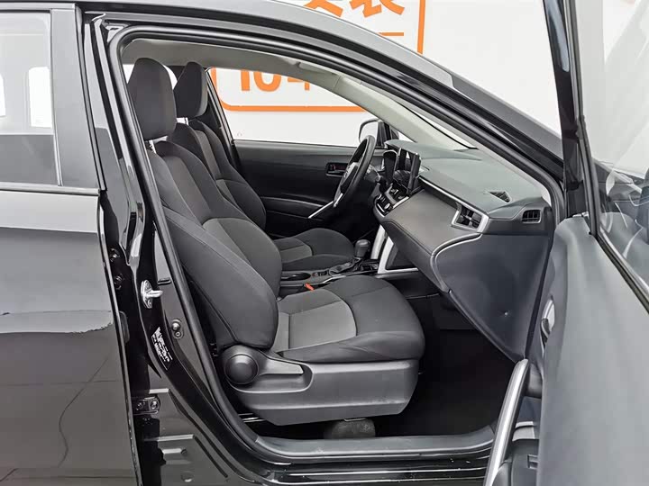 Фото 23 - Toyota Frontlander