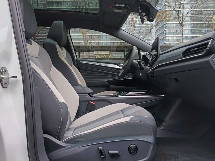 Фото 13 - Volkswagen ID.4 Crozz