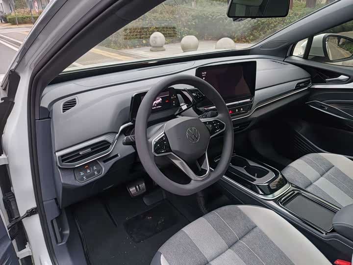 Фото 8 - Volkswagen ID.4 Crozz