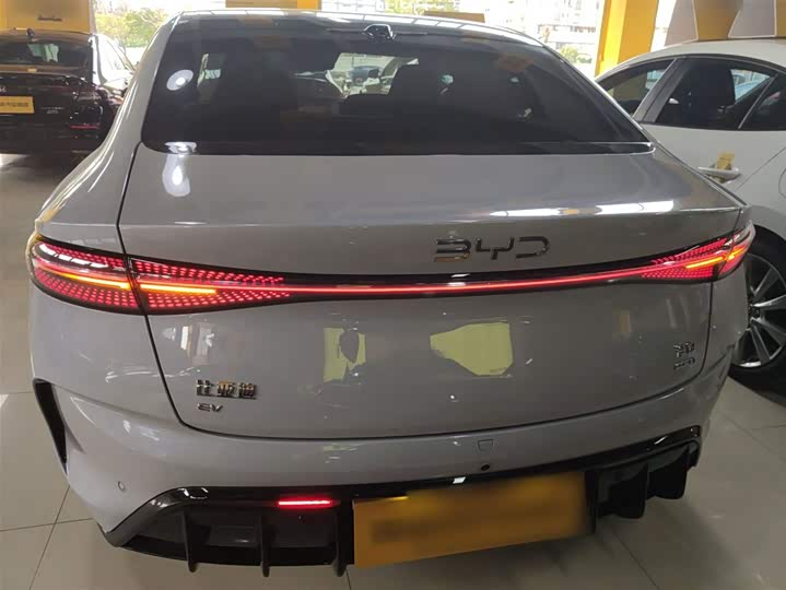 Фото 6 - BYD Seal