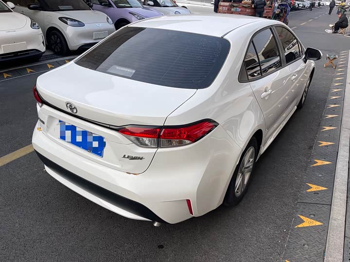 Фото 12 - Toyota Levin