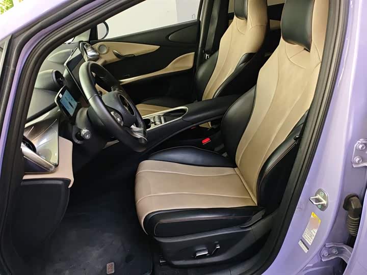 Фото 15 - BYD Dolphin