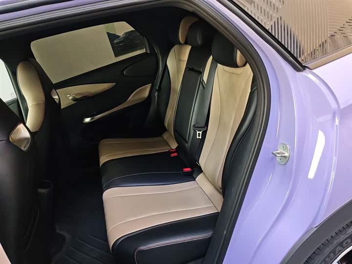 Фото 17 - BYD Dolphin