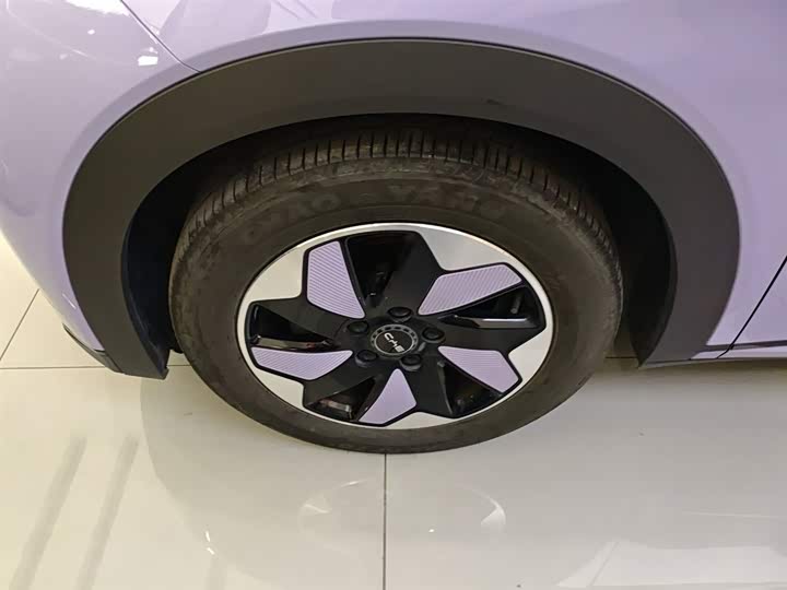 Фото 23 - BYD Dolphin