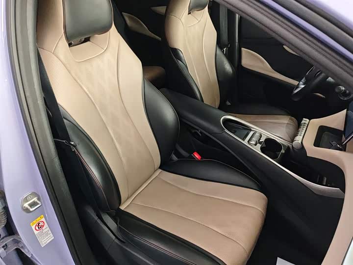 Фото 25 - BYD Dolphin