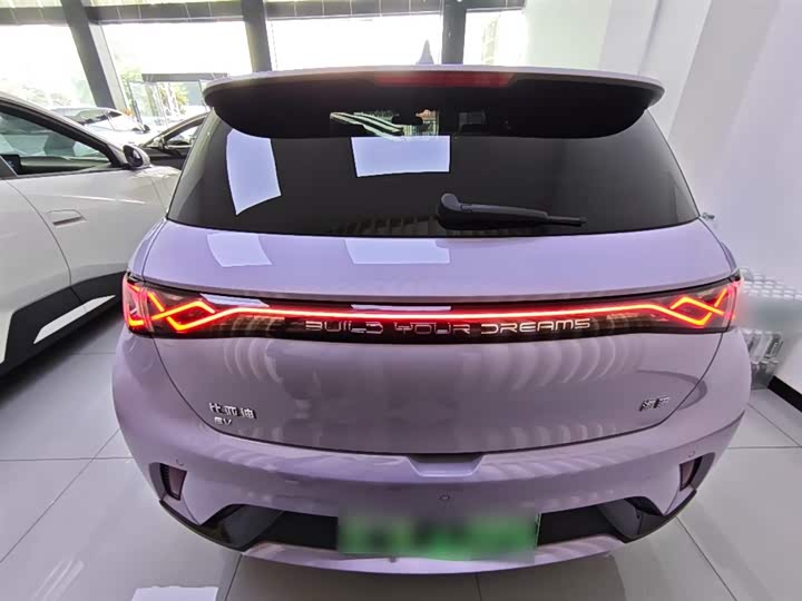 Фото 6 - BYD Dolphin