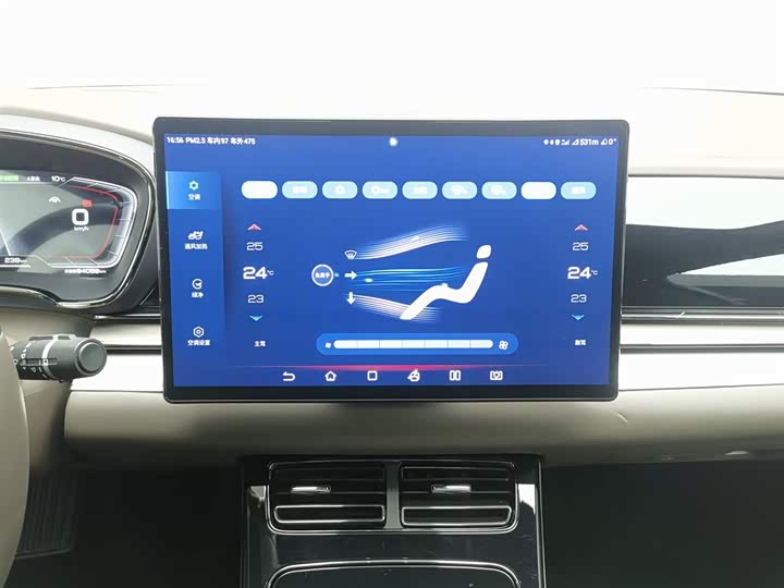 Фото 12 - BYD Han