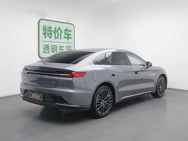 Фото 2 - BYD Han