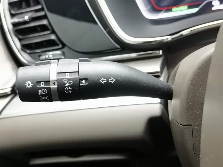 Фото 21 - BYD Han