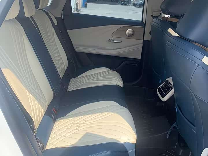 Фото 15 - Chery Arrizo 8