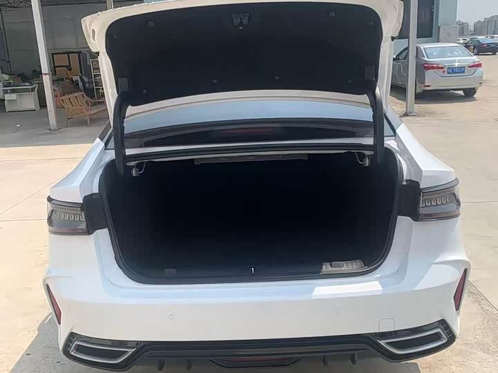 Фото 20 - Chery Arrizo 8