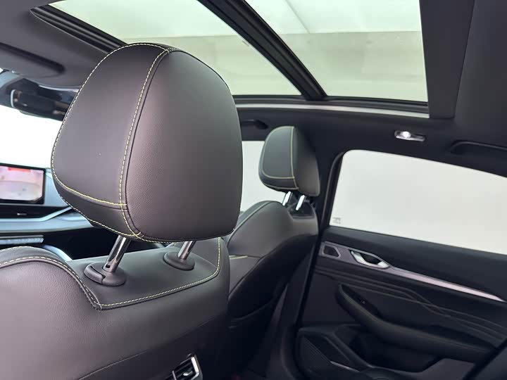 Фото 14 - Geely Preface