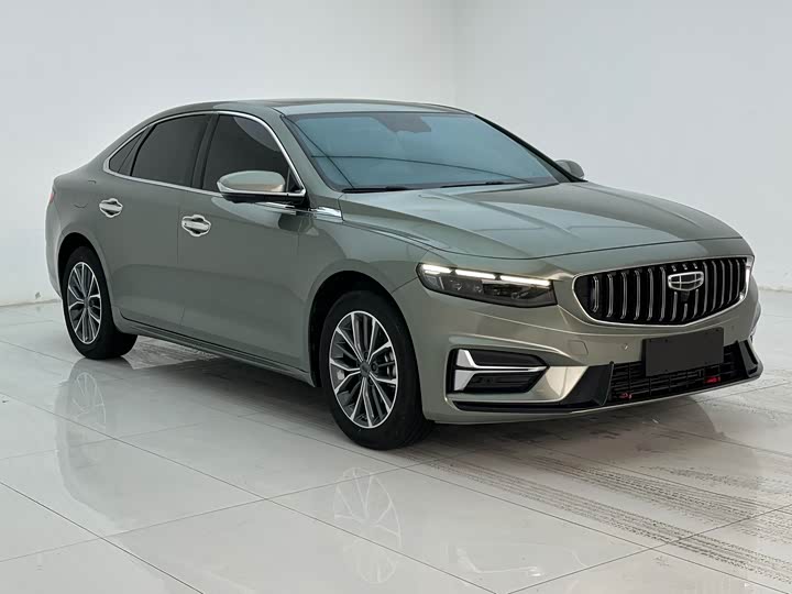 Фото 3 - Geely Preface