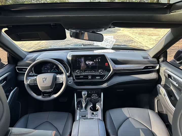 Фото 20 - Toyota Crown Kluger