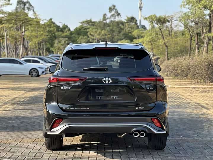 Фото 5 - Toyota Crown Kluger