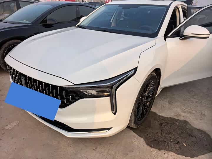 Фото 1 - Bestune B70