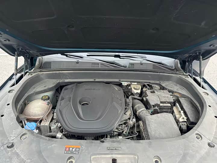 Фото 17 - Geely Monjaro